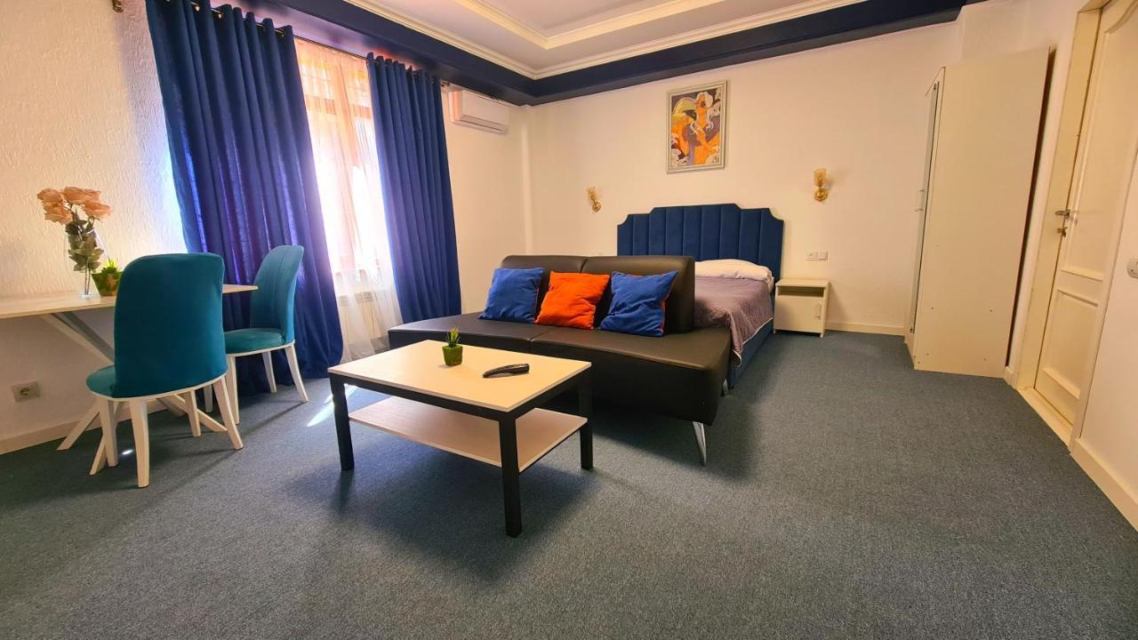 Cryptohotel.Club Almaty Ngoại thất bức ảnh